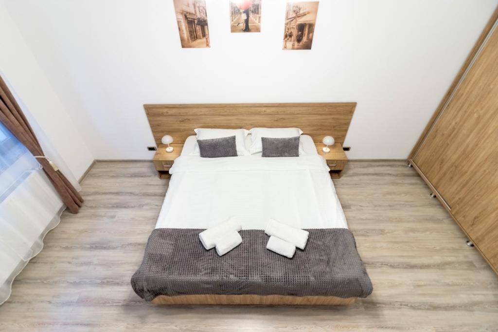 Isaran Residence Braşov Buitenkant foto